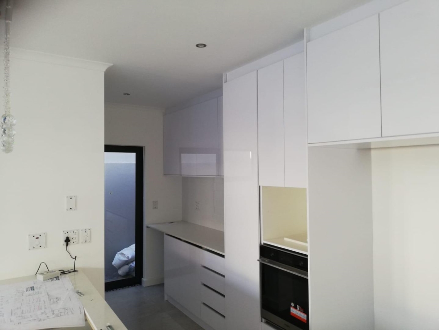 3 Bedroom Property for Sale in Parklands North Western Cape